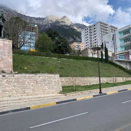 Kruja Shared Apartment エクステリア 写真